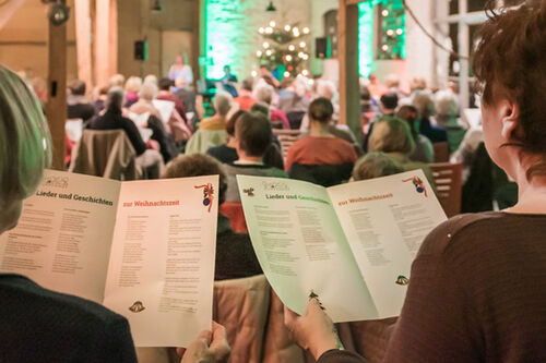 Offenes Singen von Weihnachtsliedern mit Musikschule Kaarst Mark Koll; Foto: (c) Klaus Stevens