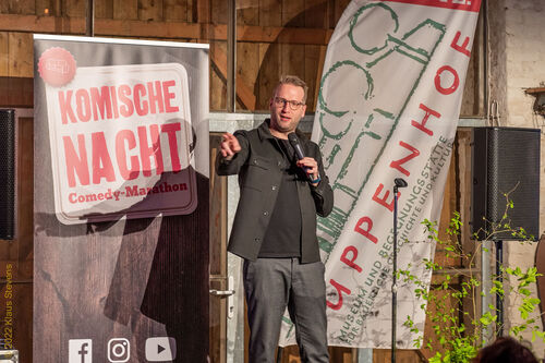 Komische Nacht 2022, Tuppenhof, Benni Stark; Foto: Klaus Stevens